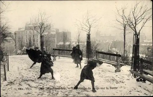 Ak Montmartre Paris, La Bataille de Neige, Schneeballschlacht