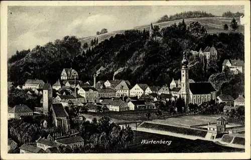 Künstler Ak Wartenberg, Totalansicht des Ortes, Kirche