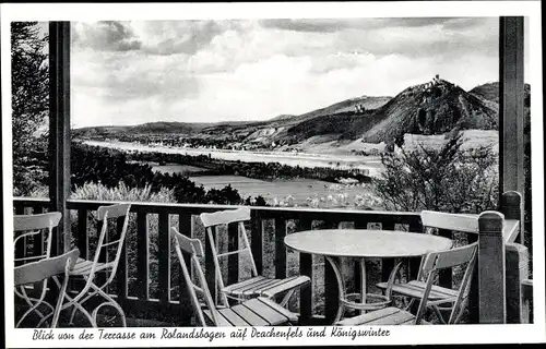 Ak Königswinter am Rhein, Blick von der Terrasse am Rolandsbogen auf Drachenfels und Stadt