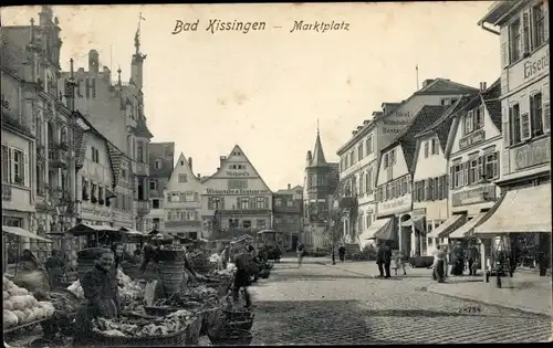 Ak Bad Kissingen Unterfranken Bayern, Marktplatz, Marktstände, Händlerin