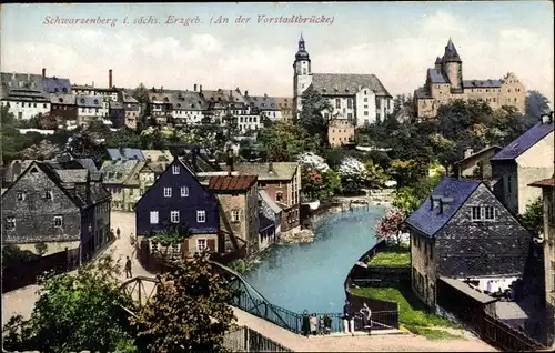 Ak Schwarzenberg im Erzgebirge Sachsen, Teilansicht vom Ort, Burg, Kirche, Fluss mit Brücke