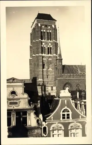 Foto Ak Gdańsk Danzig, Kirche, Giebelhäuser