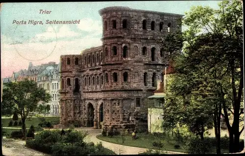 Ak Trier an der Mosel, Porta Nigra, Seitenansicht