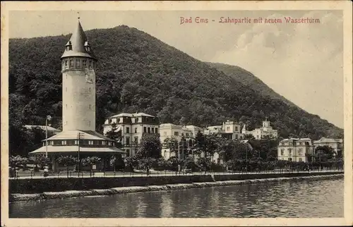 Ak Bad Ems an der Lahn, Lahnpartie mit neuem Wasserturm