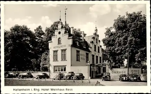 Ak Hattenheim Eltville am Rhein Hessen, Hotel Weinhaus Ress, Automobile