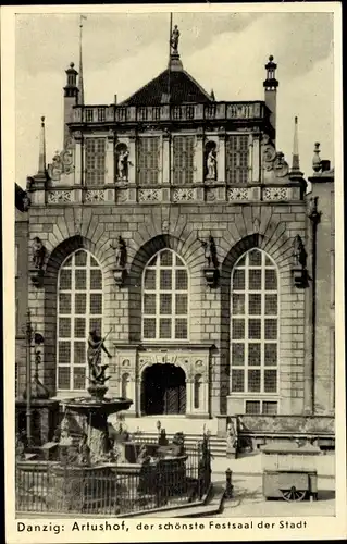 Ak Gdańsk Danzig, Ansicht vom Artushof, Neptunbrunnen, Langer Markt