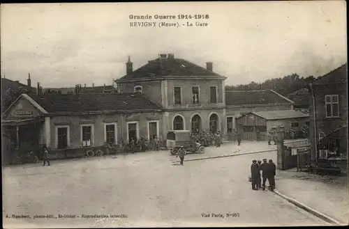 Ak Revigny Meuse, La Gare, Bahnhof, Straßenansicht, 1. WK