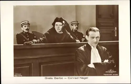 Ak Schauspielerin Greta Garbo, Conrad Nagel, Gericht, Filmszene