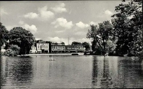 Ak Neumünster in Schleswig Holstein, Partie am Teich
