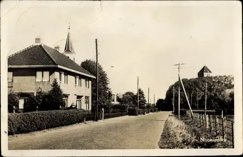 Ak Nijemirdum Friesland Niederlande, Straßenpartie