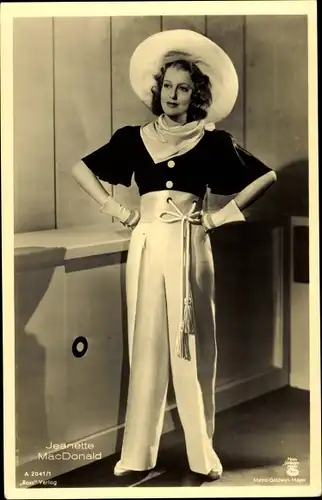 Ak Schauspielerin Jeanette MacDonald, Portrait