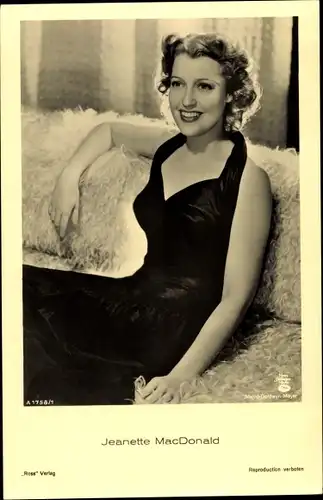 Ak Schauspielerin Jeanette MacDonald, Portrait