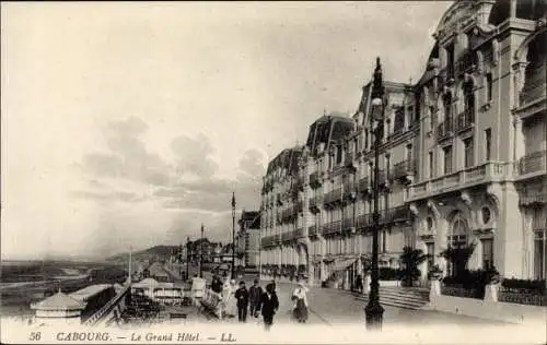 Ak Cabourg Calvados, Le Grand Hotel