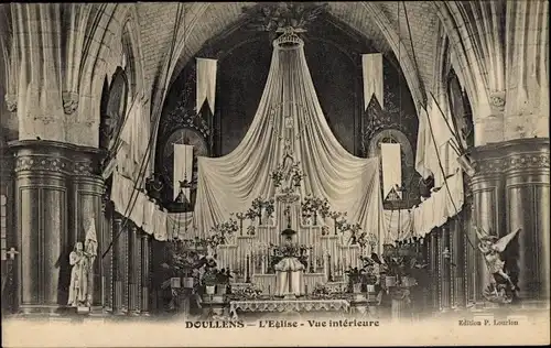 Ak Doullens Somme, L'Eglise, vue interieure