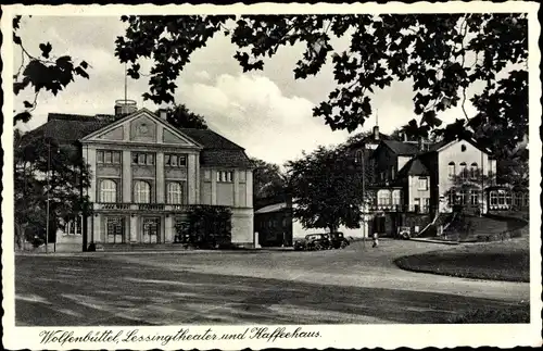 Ak Wolfenbüttel in Niedersachsen, Straßenpartie mit Blick auf Lessingtheater und Kaffeehaus