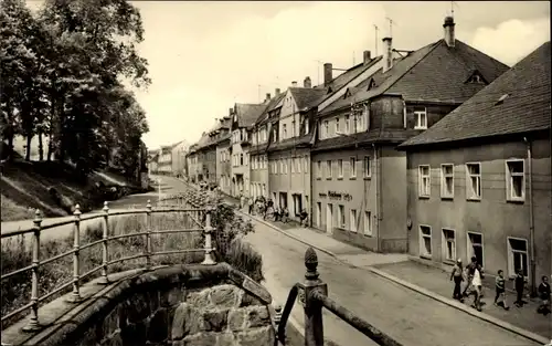 Ak Grünhain Beierfeld im Erzgebirge Sachsen, Straßenpartie