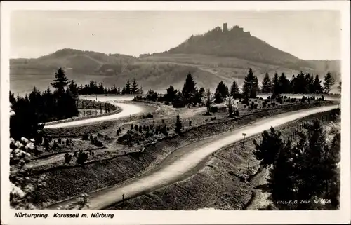 Ak Nürburg im Kreis Ahrweiler Rheinland Pfalz, Blick auf den Nürburgring, Nürburg im Hintergrund