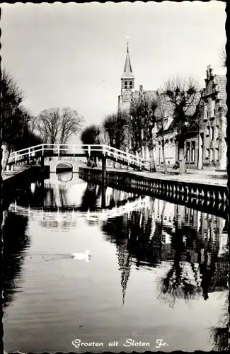 Ak Sloten Friesland Niederlande, Flusspartie, Brücke