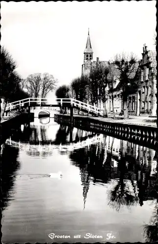 Ak Sloten Friesland Niederlande, Flusspartie, Brücke