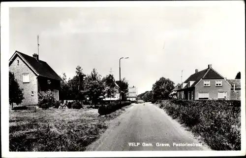 Ak Velp bij Grave Nordbrabant Niederlande, Pastoriestraat