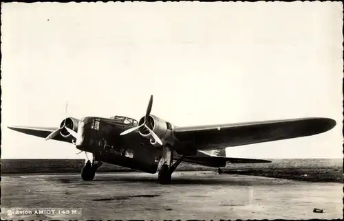 Ak Französisches Kampfflugzeug, Avion Amiot 143 M, Bimoteur, Gnome Rhone