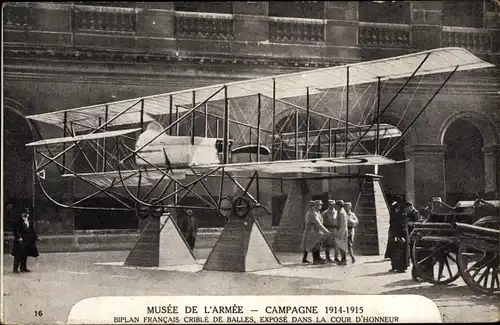 Ak Musee de l'Armee, Biplan Francais, französisches Militärflugzeug