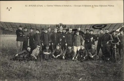 Ak Avord Cher, Centre Militaire d'Aviation, Groupe d'Officiers et Sous Officiers Pilotes, Flugzeug