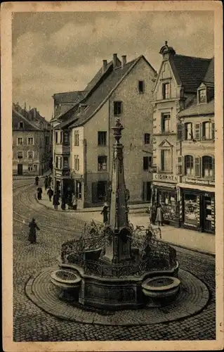 Ak Saarbrücken im Saarland, Blick auf den Marktbrunnen