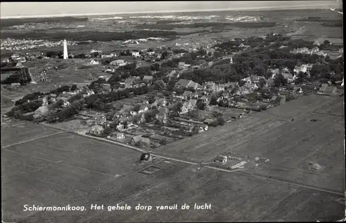 Ak Schiermonnikoog Friesland Niederlande, Het gehele dorp vanuit de lucht