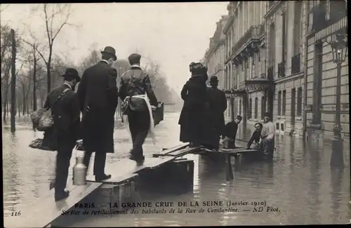 Ak Paris VII, La grande crue de la Seine, Januar 1910