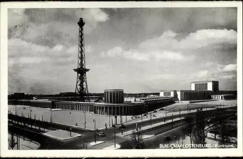 Ak Berlin Charlottenburg, Blick zum Funkturm, Straße