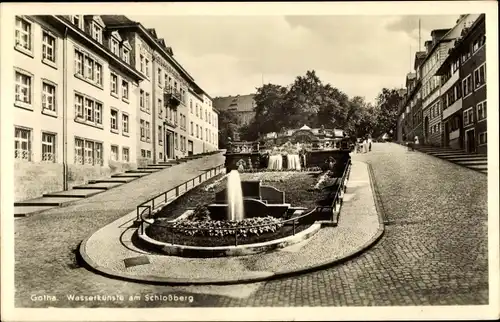 Ak Gotha in Thüringen, Wasserkünste am Schloßberg, Straßenpartie