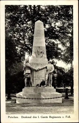 Ak Potsdam, Denkmal des 1. Garde Regiments z. Fuß