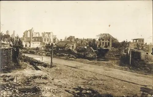 Foto Ak Wytschaete Westflandern, Kriegszerstörungen, Hausruinen, I WK