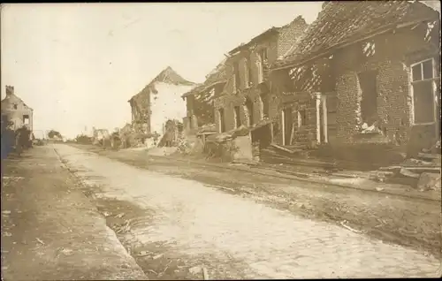 Foto Ak Wytschaete Westflandern, Kriegszerstörungen, Hausruinen, I WK