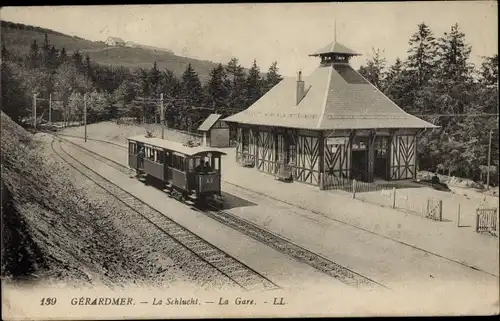 Ak Gérardmer Lothringen Vosges, La Schlucht, la Gare, Bahnhof, Gleisseite