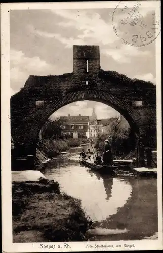 Ak Speyer am Rhein, Alte Stadtmauer, am Riegel, Bootsfahrt