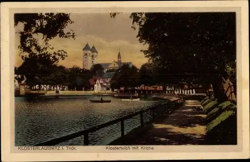 Ak Bad Klosterlausnitz in Thüringen, Klosterteich mit Blick zur Kirche