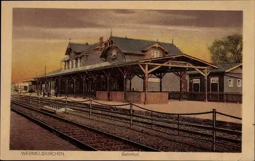 Ak  Wermelskirchen im Bergischen Land, Bahnhof, Gleisseite