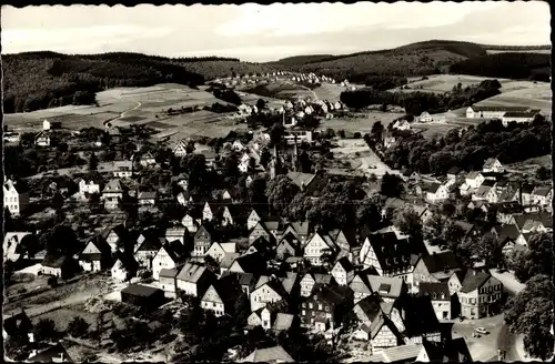 Ak Hilchenbach in Westfalen, Ortsansicht, Vogelschau