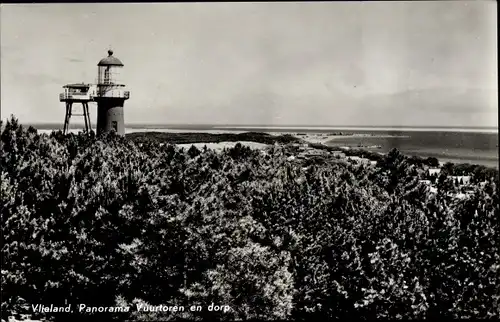 Ak Vlieland Friesland Niederlande, Panorama Vuurtoren en dorp