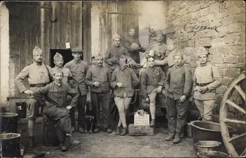 Foto Ak Französische Soldaten, 1.WK, Dritte Republik, Gruppenbild