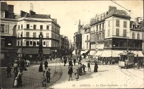 Ak Amiens Somme, la Place Gambetta, Straßenbahn