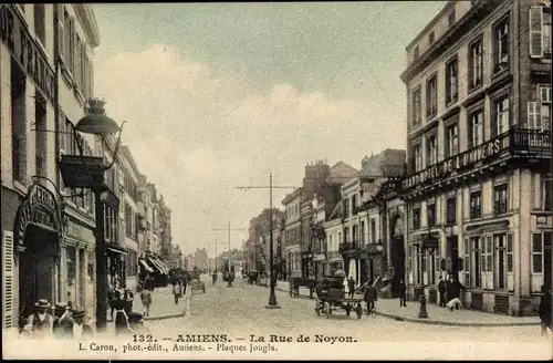 Ak Amiens Somme, la Rue de Noyon