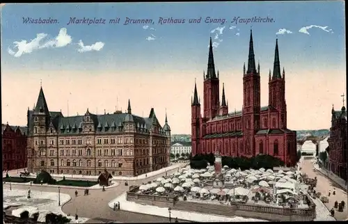 Ak Wiesbaden in Hessen, Markt mit Brunnen, Rathaus u. Ev. Hauptkirche