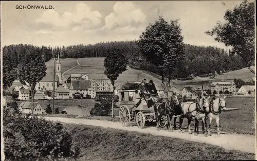 Ak Schönwald im Schwarzwald, Gesamtansicht, Kutsche