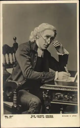 Ak Theaterschauspieler Sir Henry Irving as the Vicar of Wakefield