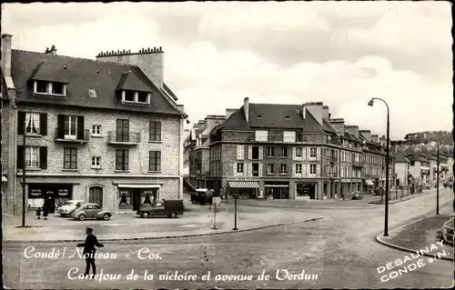 Ak Condé sur Noireau Calvados, Carrefour de la victoire et avenue de Verdun