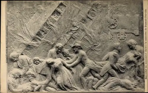 Ak Calvados, Bas relief du monument eleve a la memoire de Dumont Durville