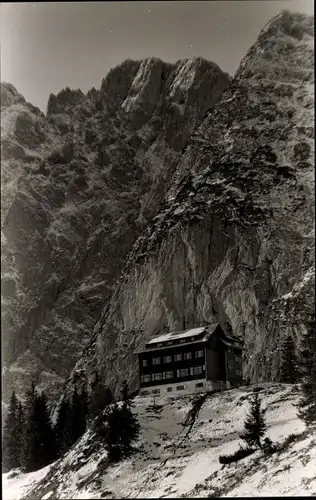 Ak Gosau in Oberösterreich, Gablonzer Hütte mit Donnerkogel